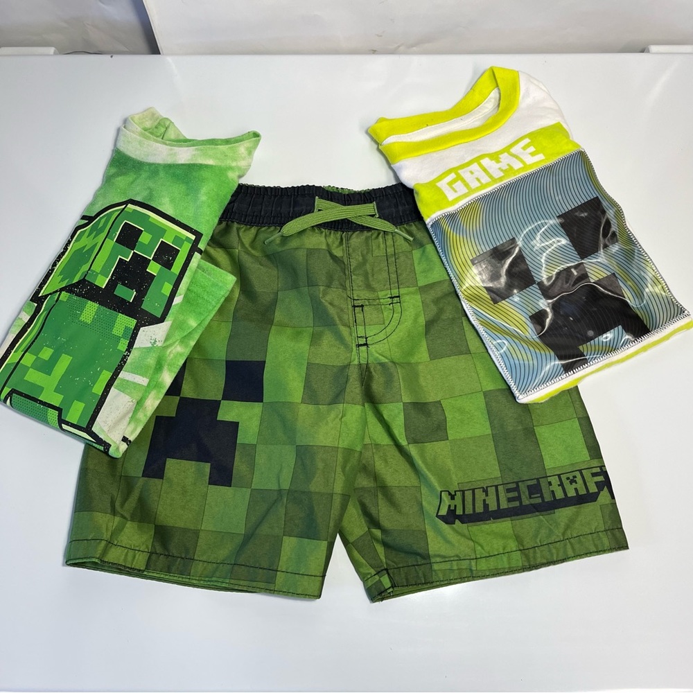 Minecraft Bundle: 2 Shirts & 1 Swimshorts